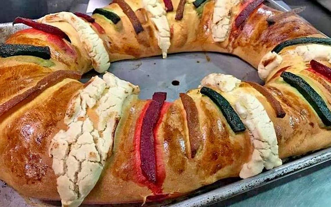 Rosca de Reyes mezcla de delicias mexicanas El Sol del Centro